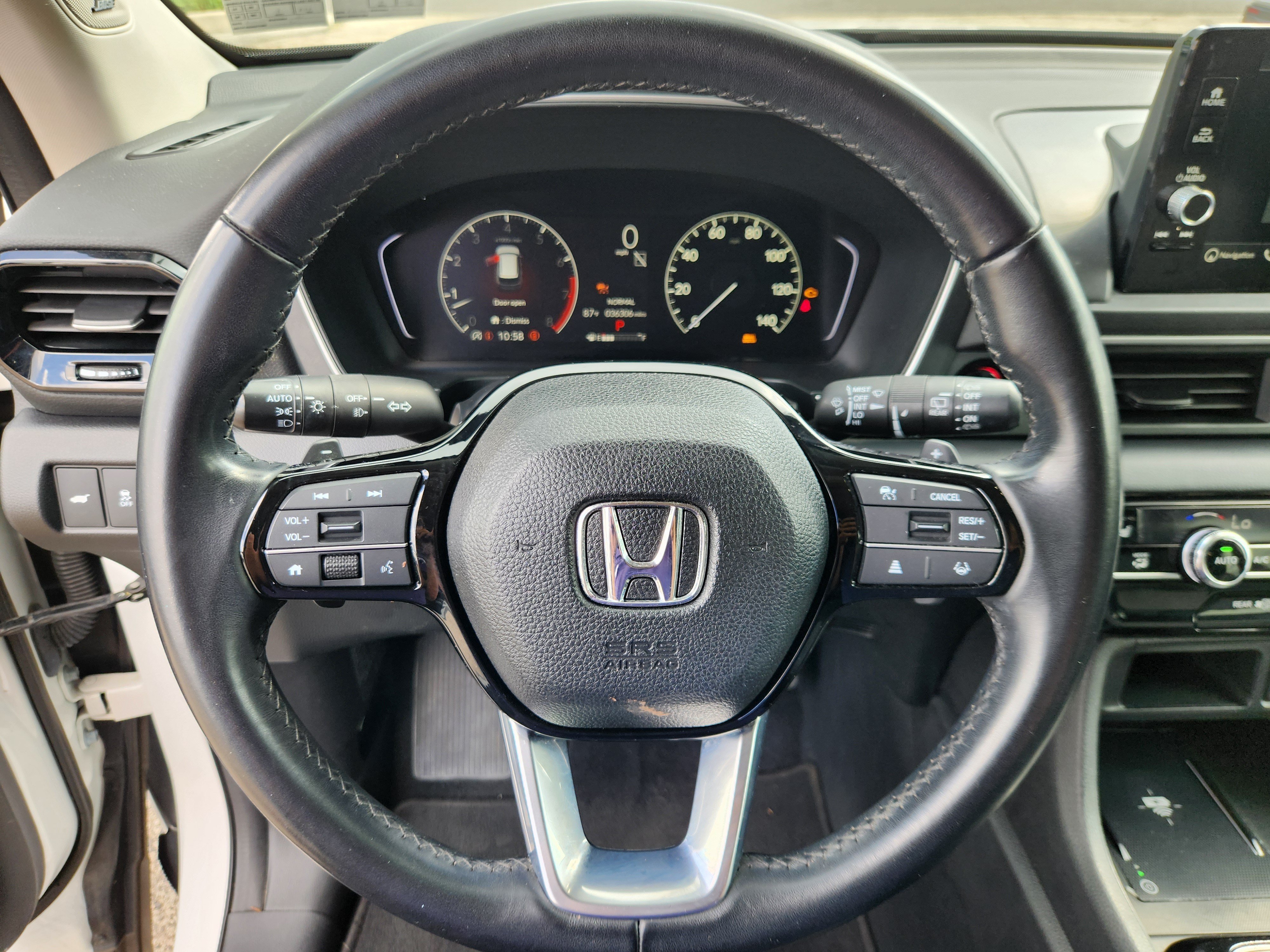 Certified 2023 Honda Pilot Touring image 9