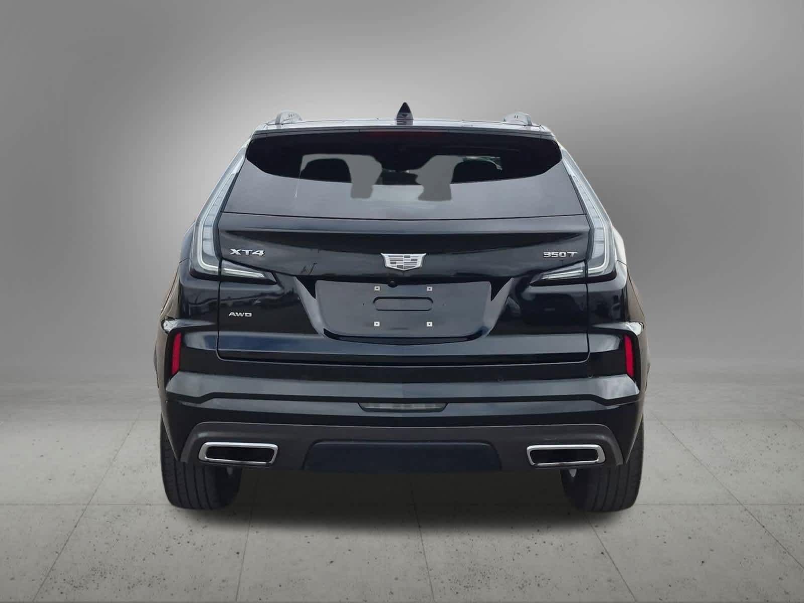 Used 2024 Cadillac XT4 Sport w/ Cold Weather Package AWD/4WD image 5