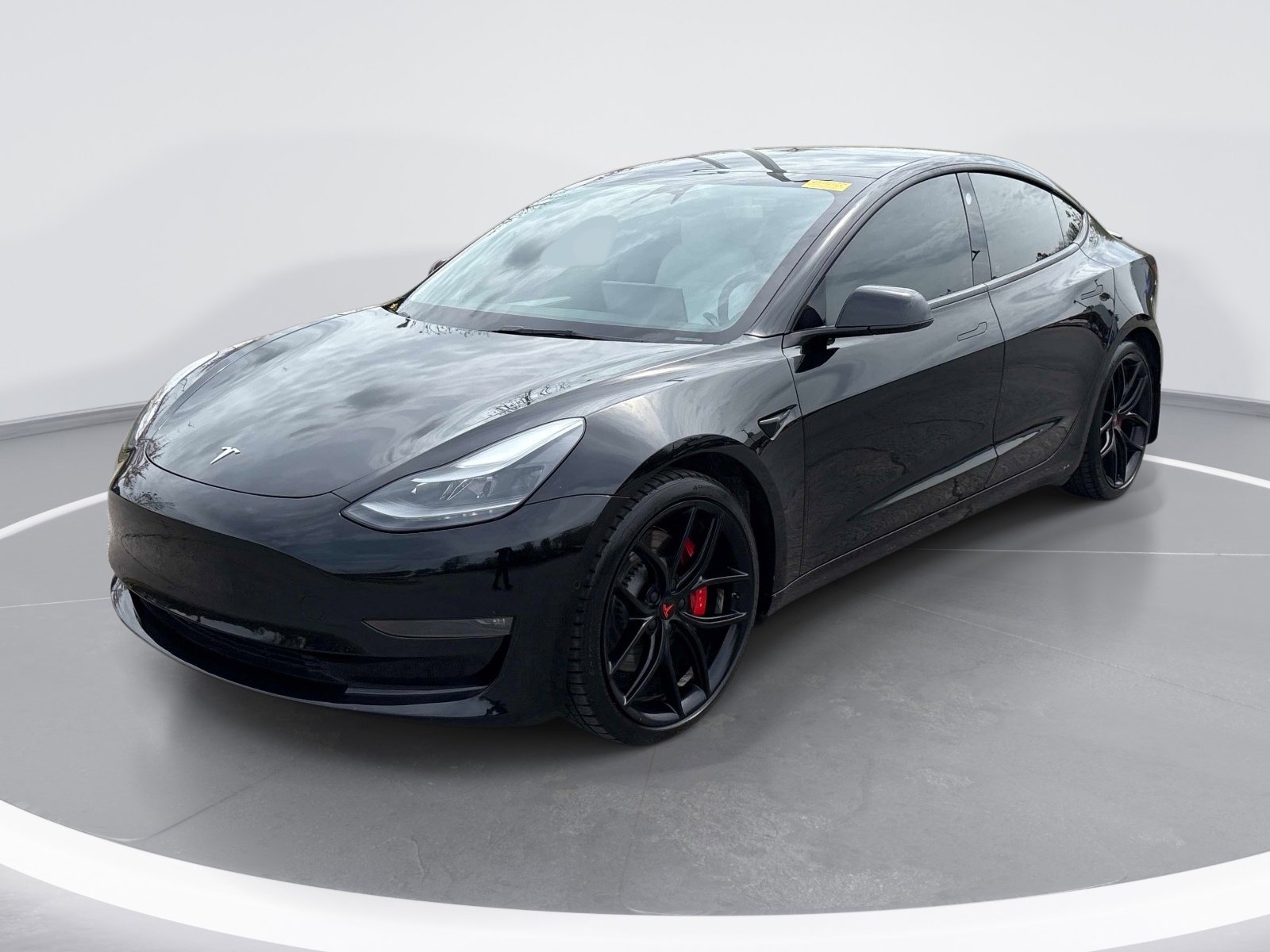 Used 2022 Tesla Model 3 Performance image 3