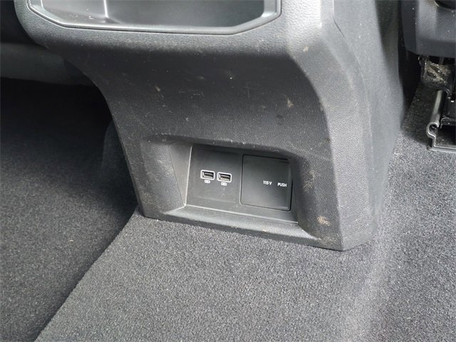 Used 2020 Volkswagen Atlas Cross Sport SE w/ Panoramic Sunroof Package image 28