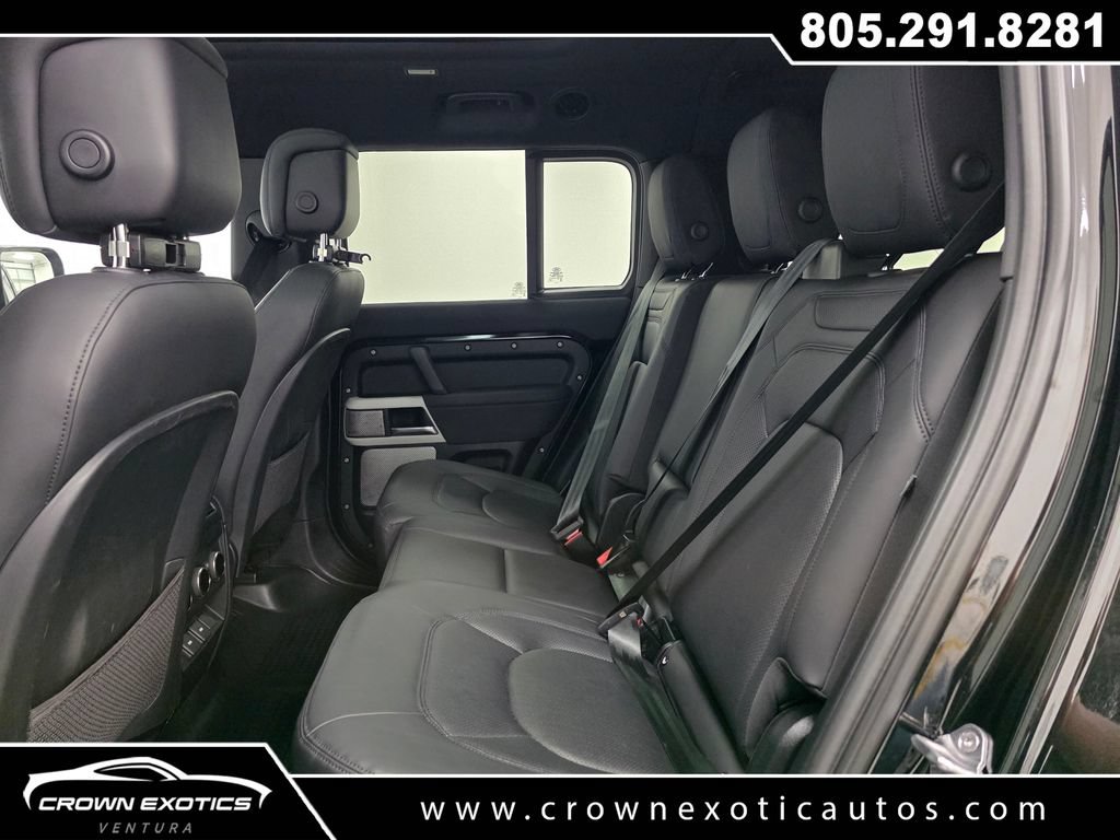 Used 2023 Land Rover Defender 130 SE AWD/4WD image 21