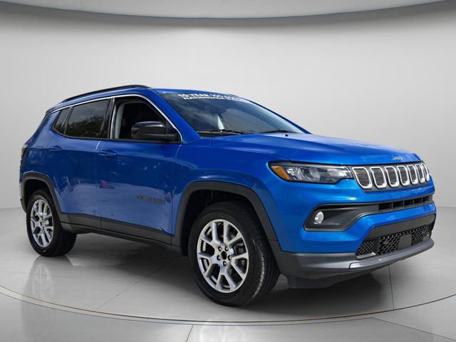 Used 2022 Jeep Compass Latitude image 8
