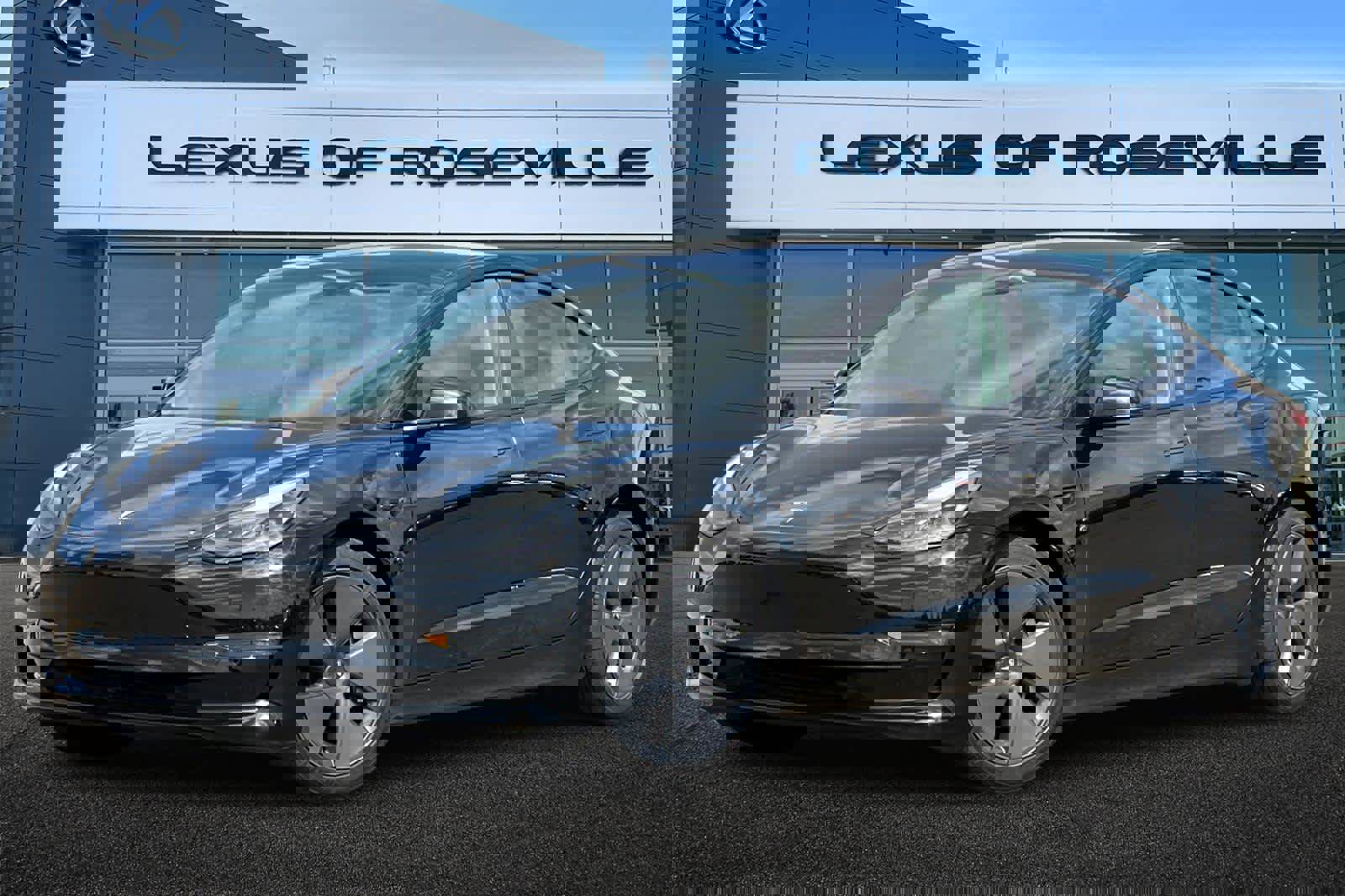 Used 2022 Tesla Model 3 Long Range AWD/4WD image 1