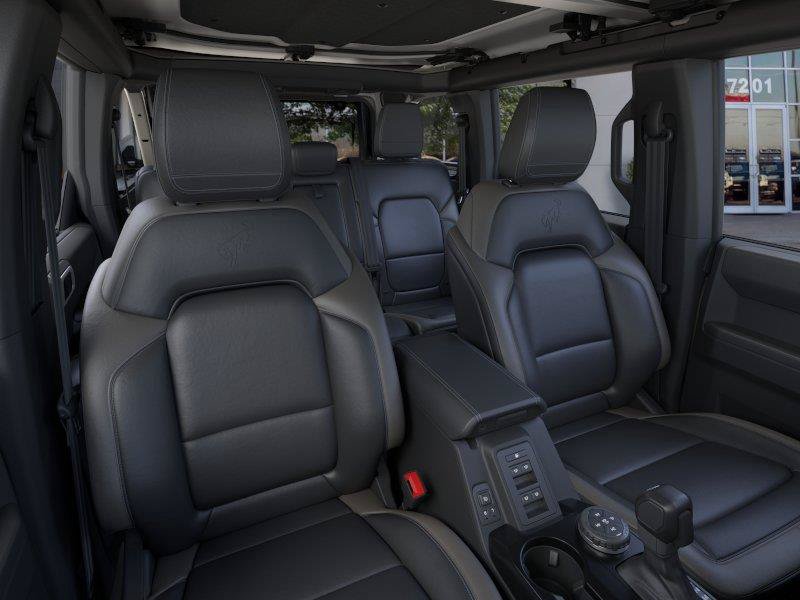New 2026 Ford Bronco Outer Banks w/ Sasquatch Package AWD/4WD image 10