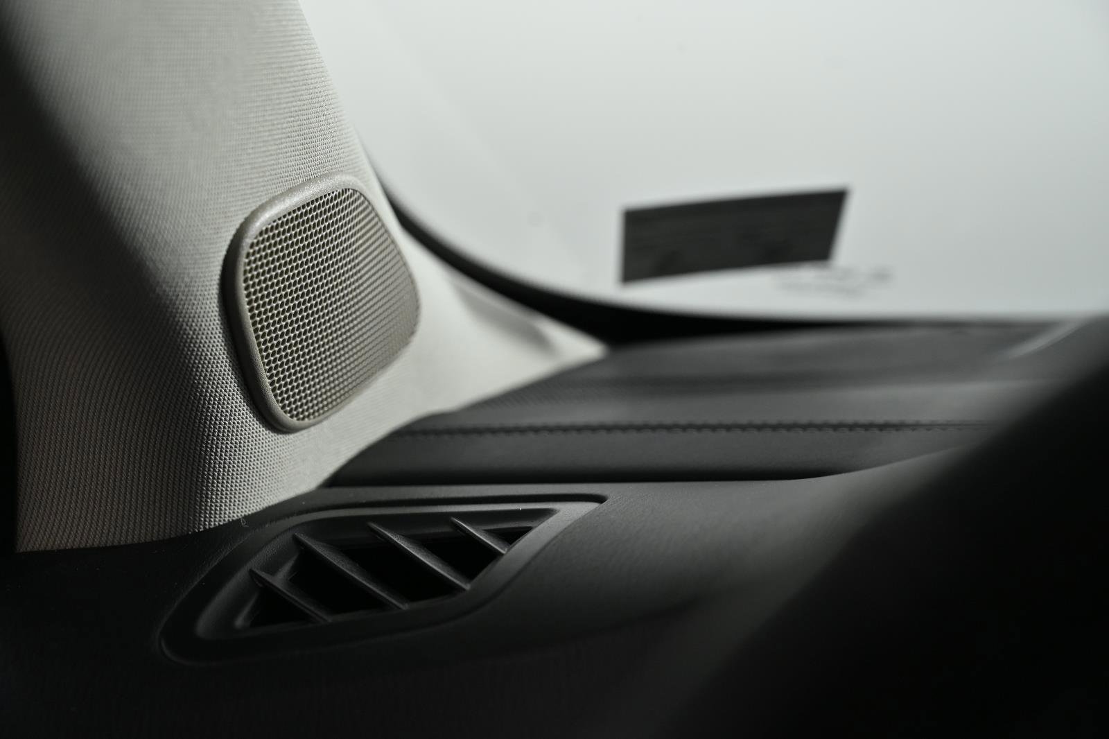 Used 2020 INFINITI QX60 Luxe w/ Essential Package image 26