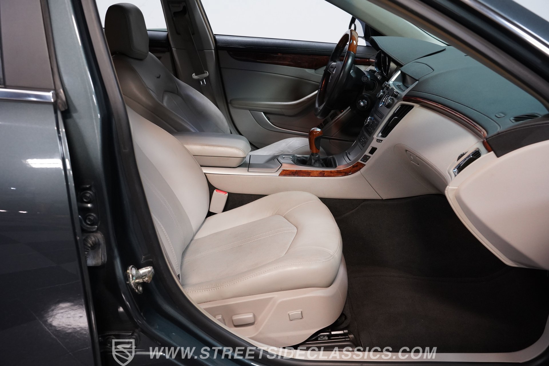 Used 2010 Cadillac CTS Performance w/ Performance Luxury Package RWD image 40