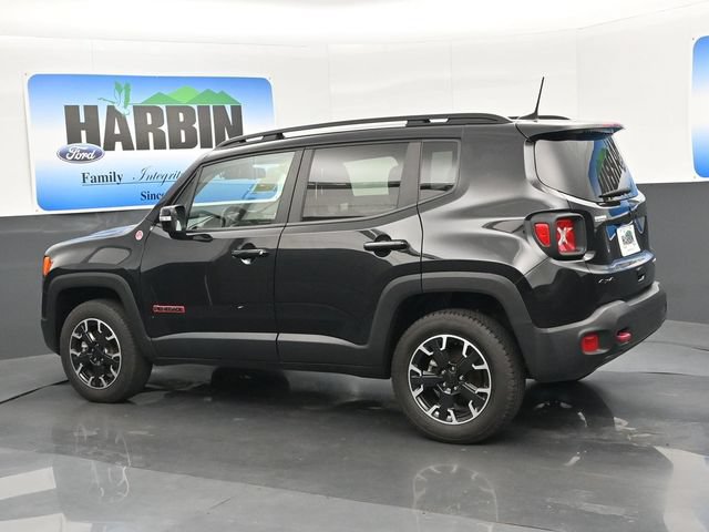 Used 2023 Jeep Renegade Trailhawk AWD/4WD image 3