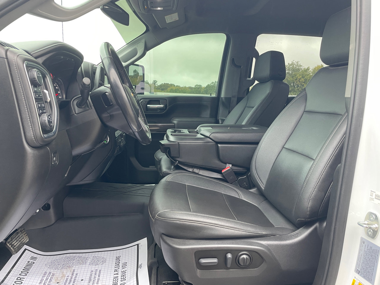 Used 2022 Chevrolet Silverado 3500 LTZ image 11