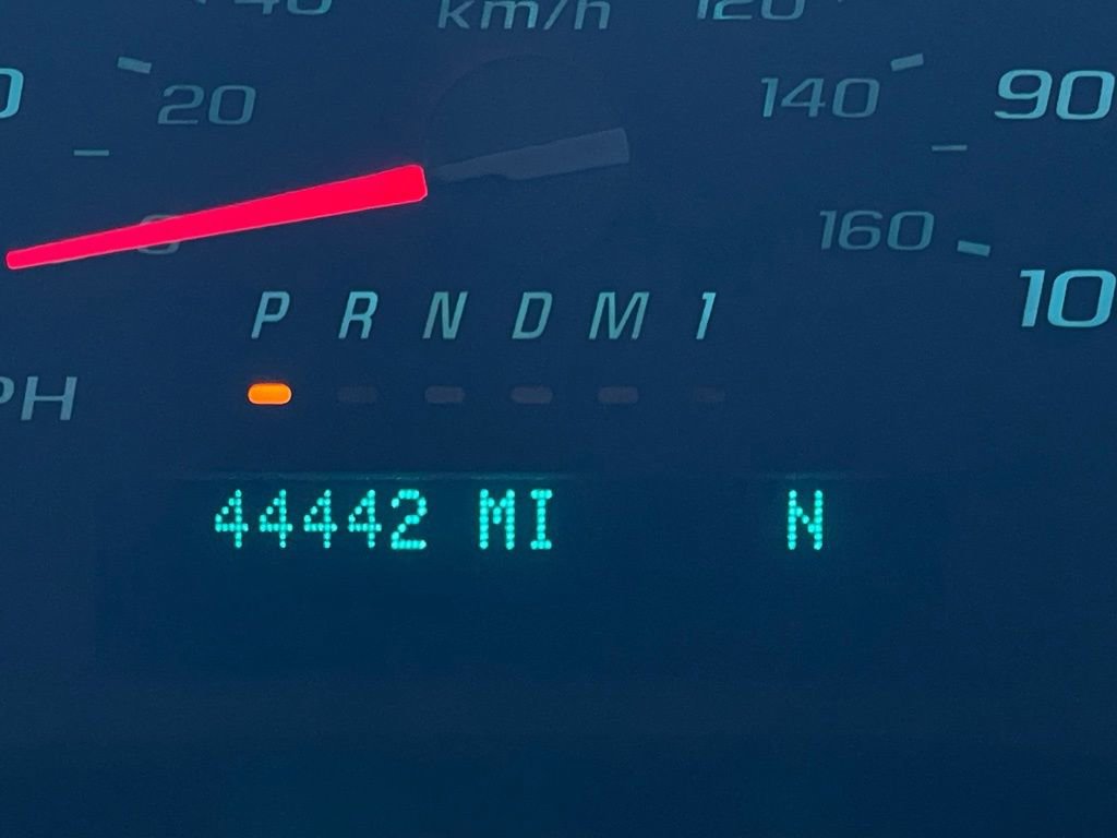 Used 2023 GMC Savana 2500 Extended w/ Driver Convenience Package image 34