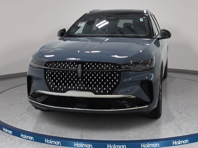 New 2026 Lincoln Nautilus Reserve AWD/4WD image 2