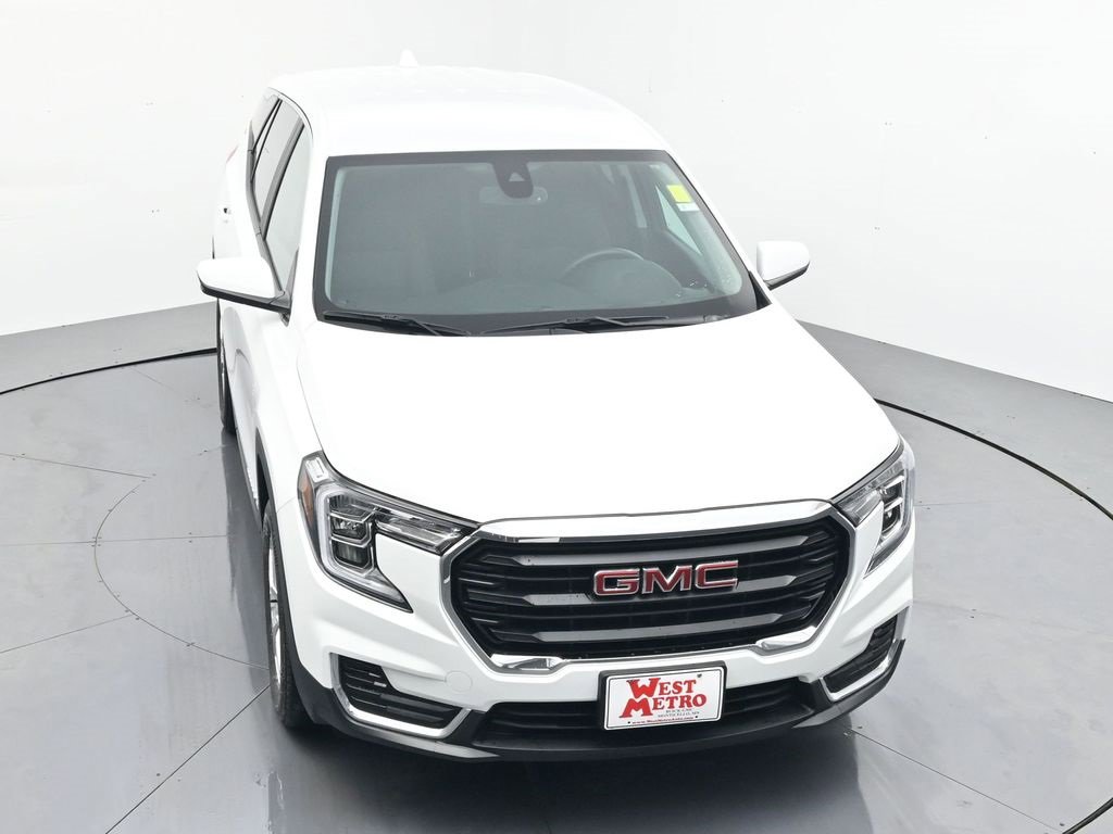 Certified 2024 GMC Terrain SLE image 4