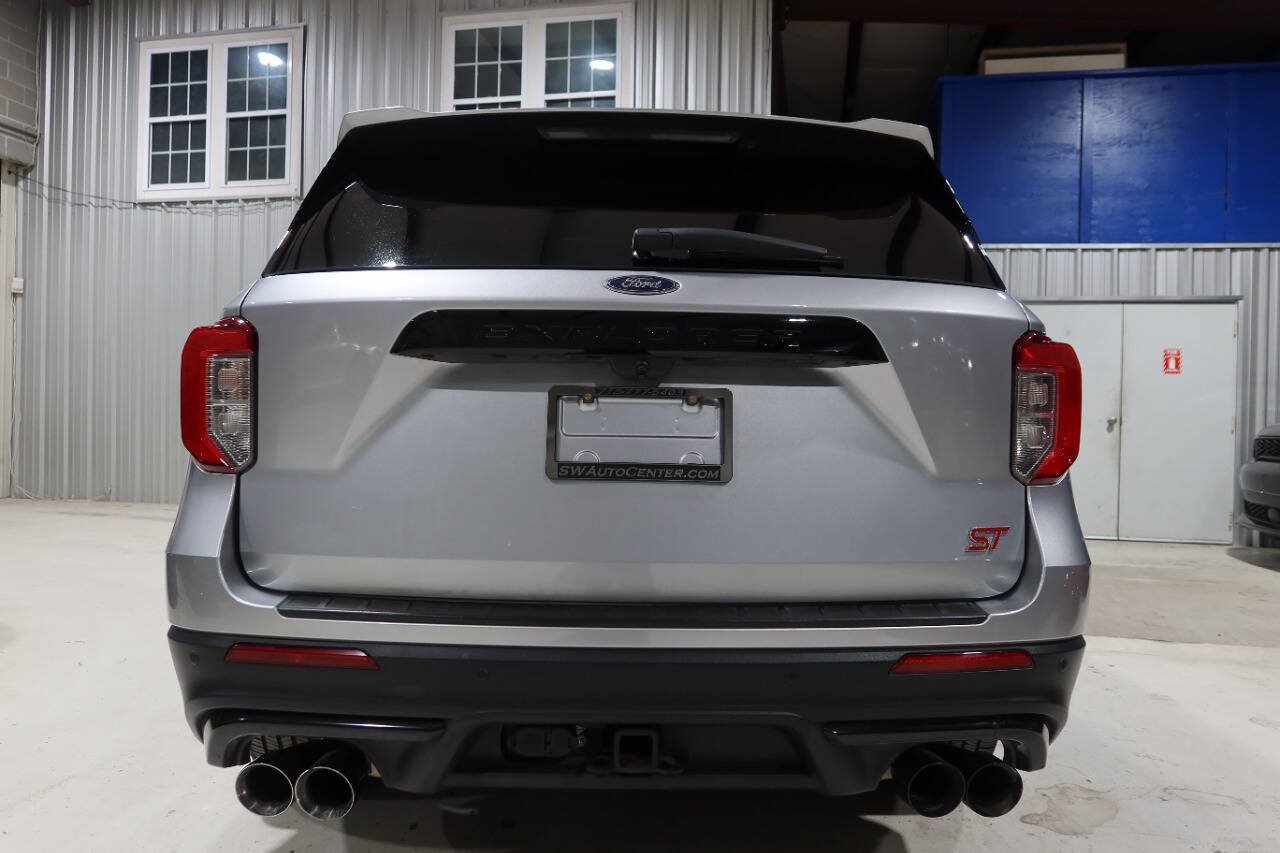 Used 2020 Ford Explorer ST w/ ST Street Pack AWD/4WD image 4