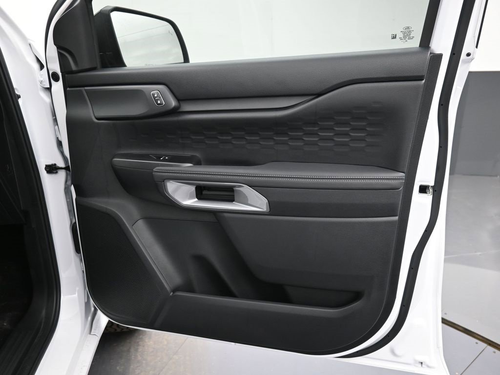 New 2025 Ford Ranger XLT w/ Equipment Group 301A High image 19