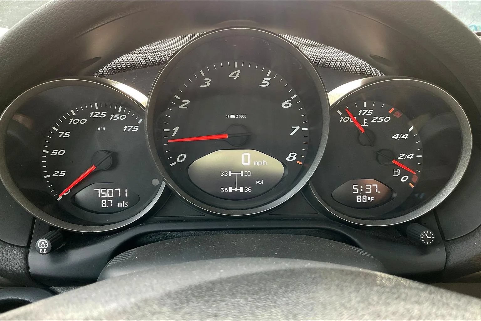 Used 2011 Porsche Boxster RWD image 10