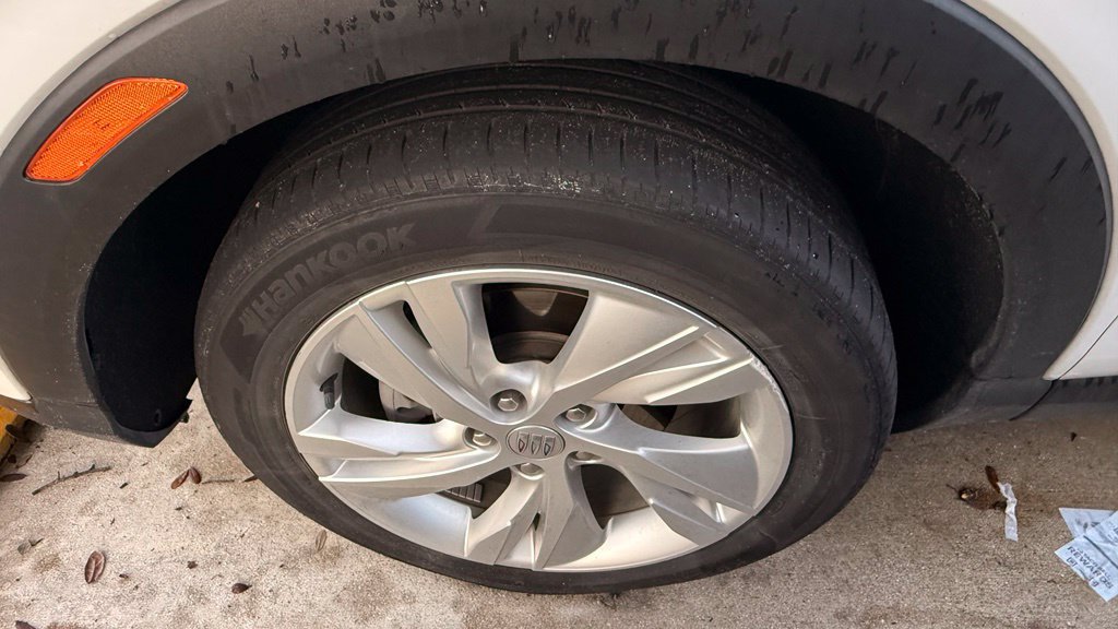 Used 2024 Buick Encore GX Preferred FWD image 12