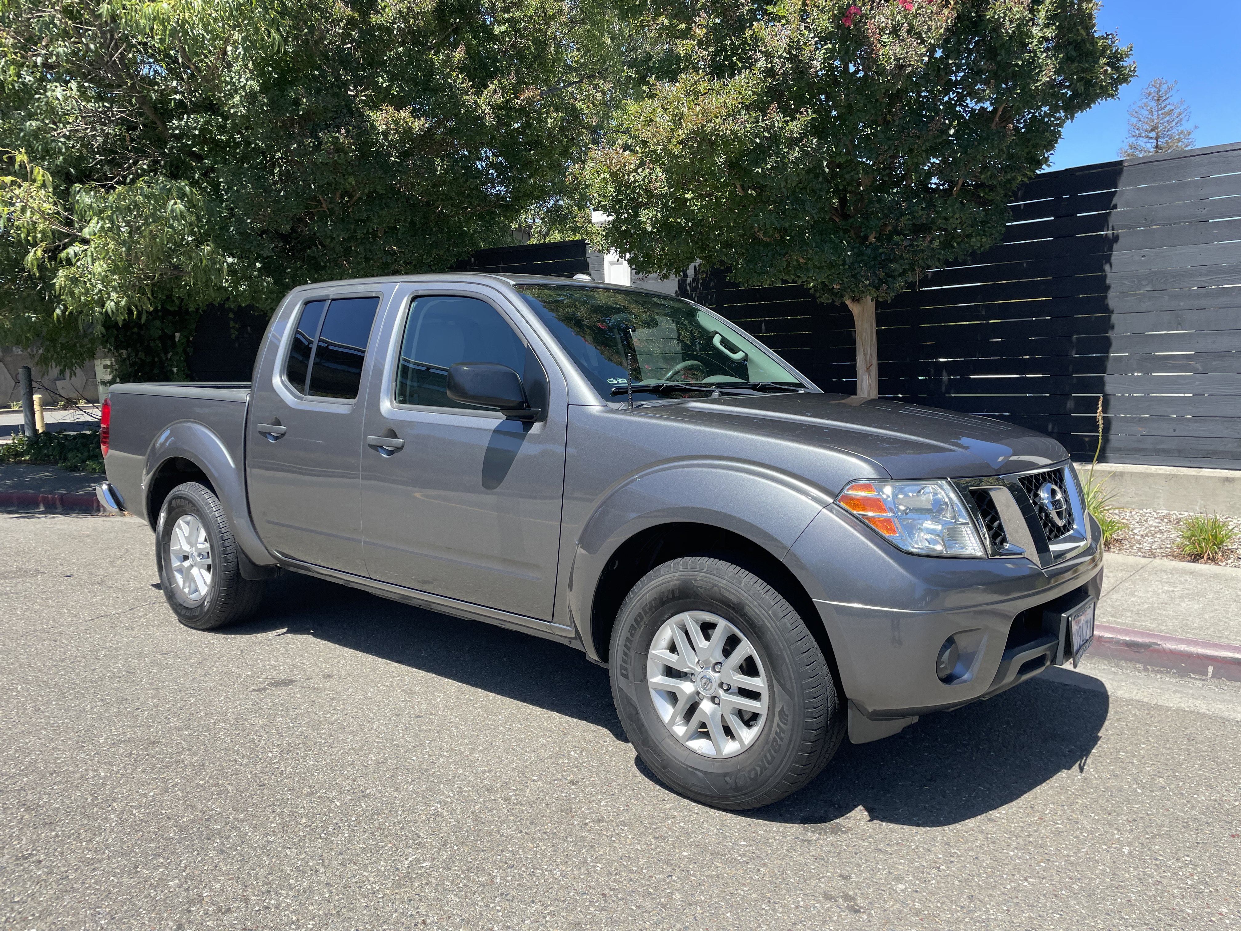 Used 2016 Nissan Frontier SV RWD image 7