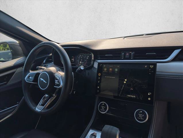 Used 2024 Jaguar F-PACE R-Dynamic S AWD/4WD image 28