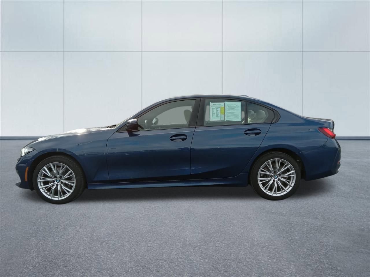 Used 2023 BMW 330i xDrive Sedan w/ Driving Assistance Package image 2