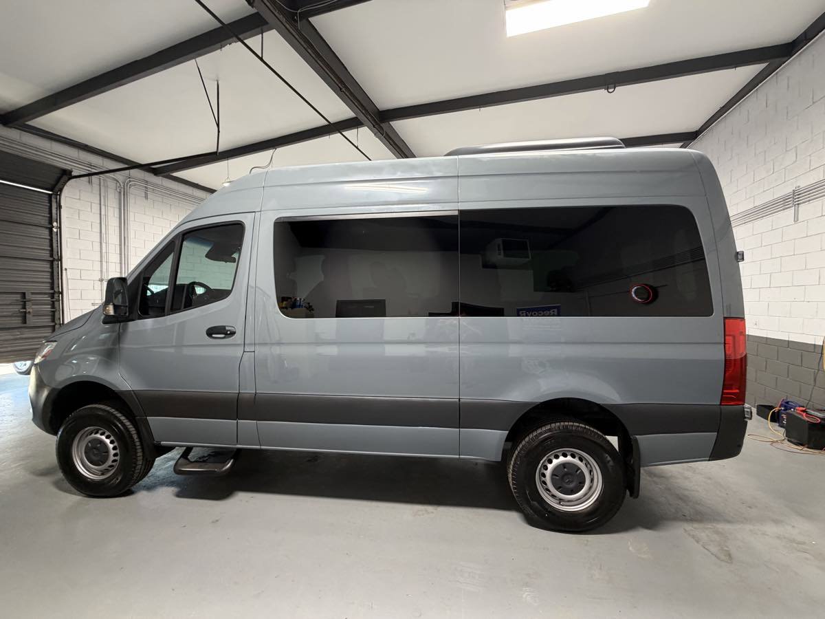 Used 2019 Mercedes-Benz Sprinter 2500 image 11