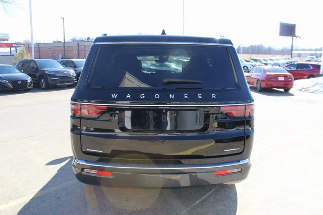 Used 2022 Jeep Wagoneer Series II w/ Convenience Group I image 4