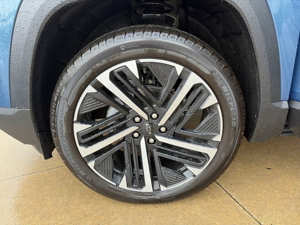 New 2026 Chevrolet Equinox RS w/ Convenience Package III AWD/4WD image 26