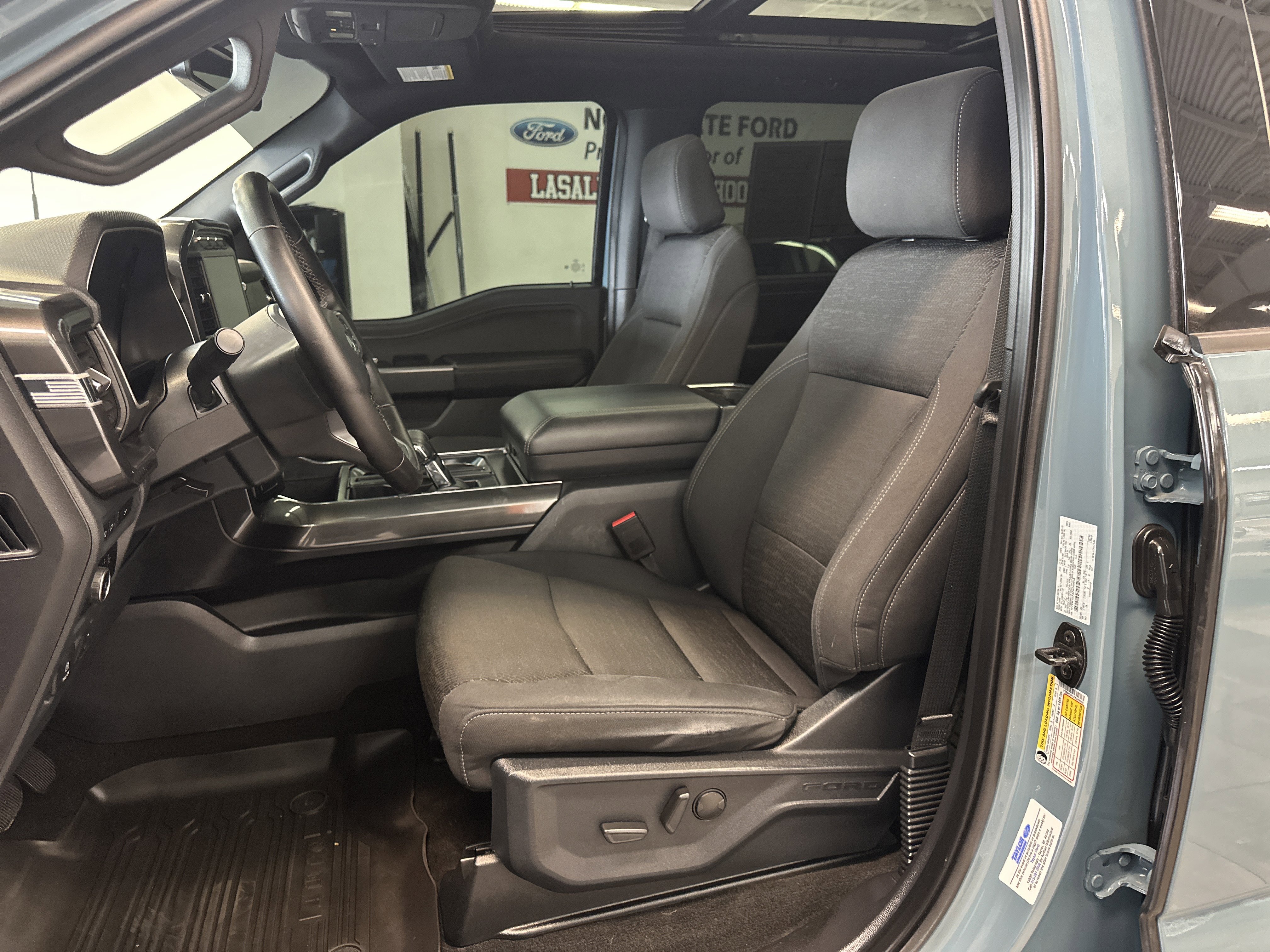 Used 2023 Ford F150 XLT w/ Equipment Group 302A High image 5