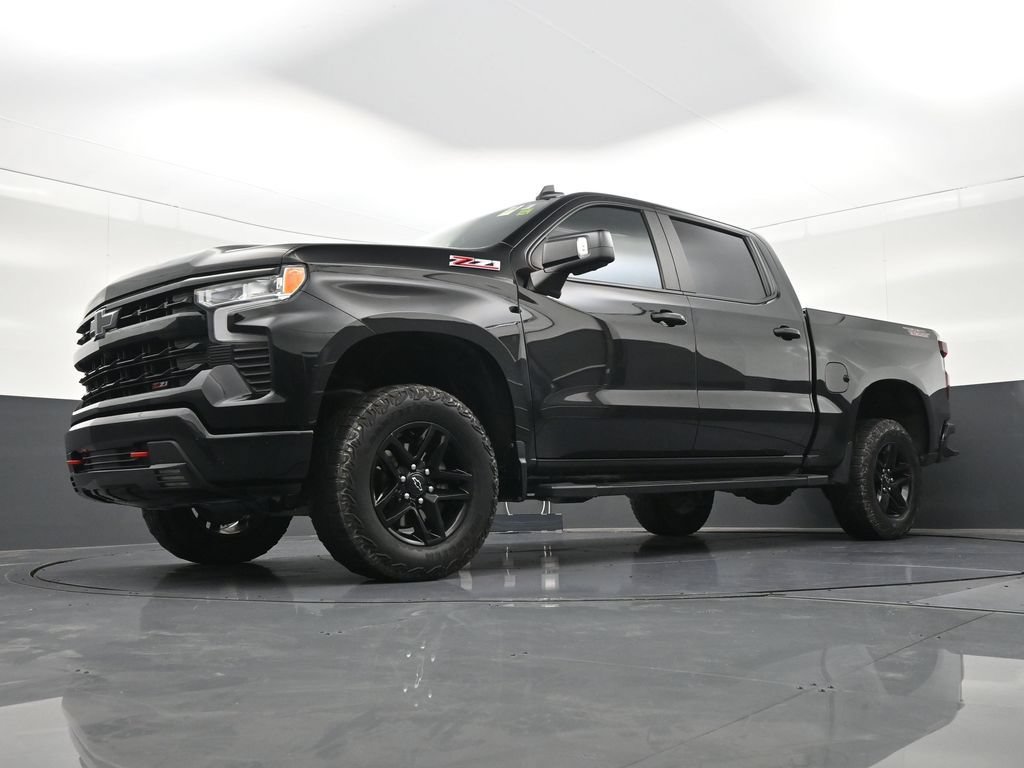 Used 2023 Chevrolet Silverado 1500 LT Trail Boss w/ LT Trail Boss Premium Package AWD/4WD image 29