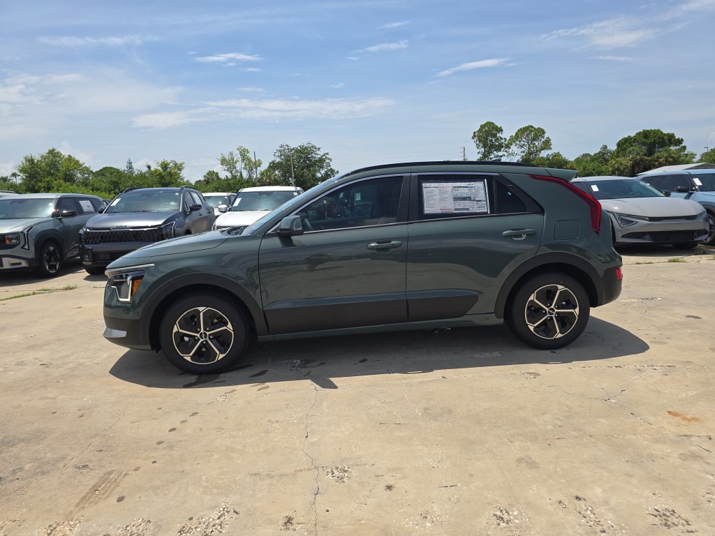 New 2026 Kia Niro EX FWD image 5