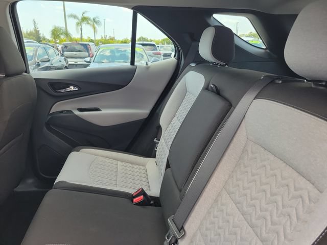 Used 2023 Chevrolet Equinox LS FWD image 14