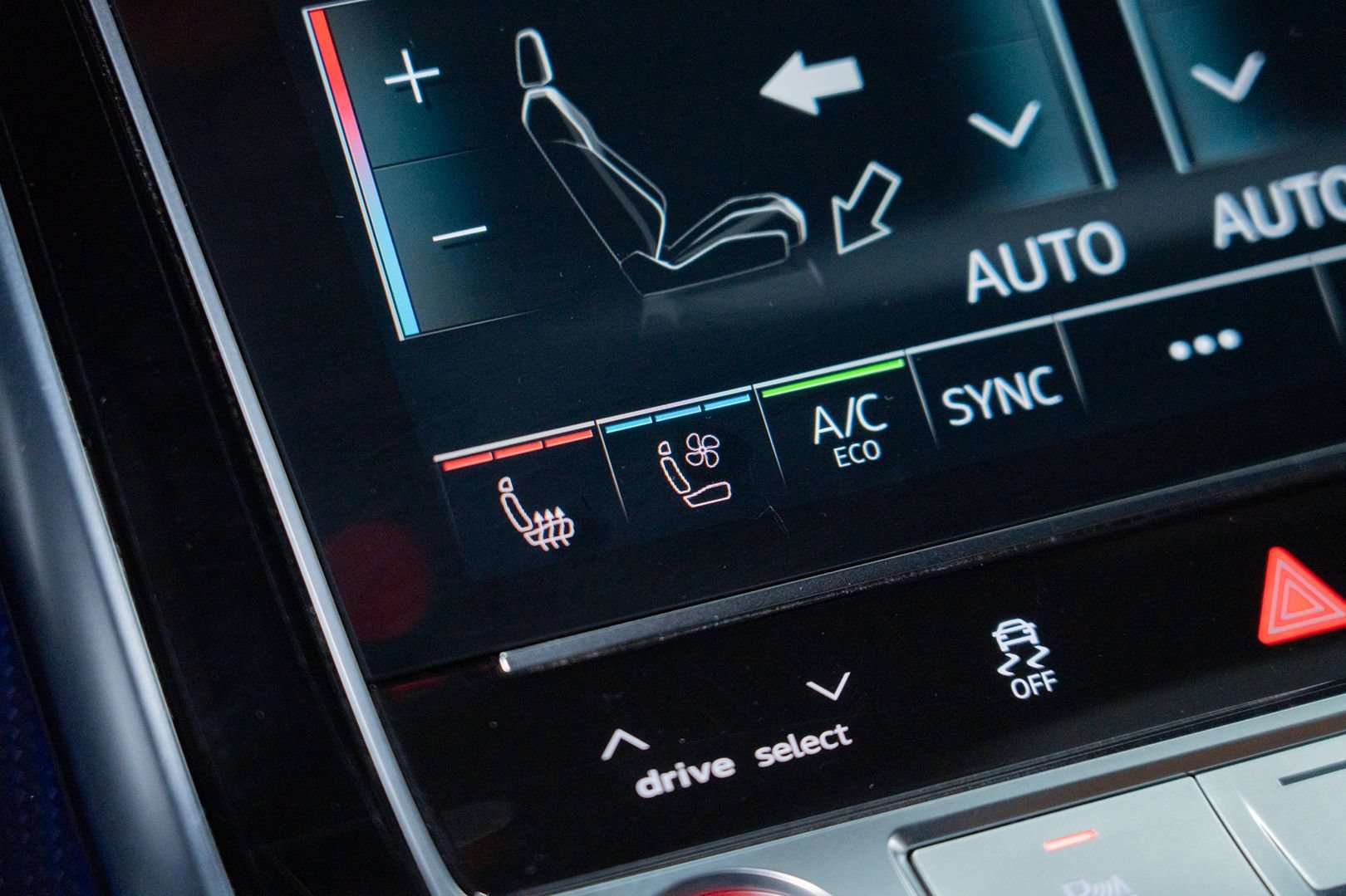 Used 2023 Audi RS Q8 AWD/4WD image 59