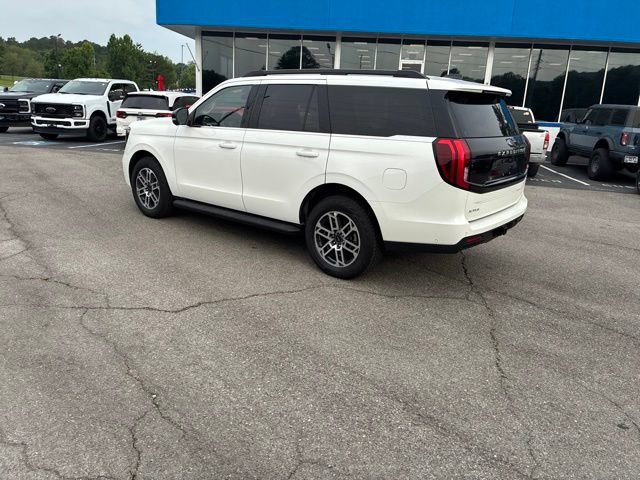 Used 2025 Ford Expedition Active AWD/4WD image 22