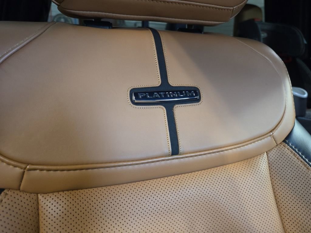 Used 2024 Ford F350 Platinum image 21