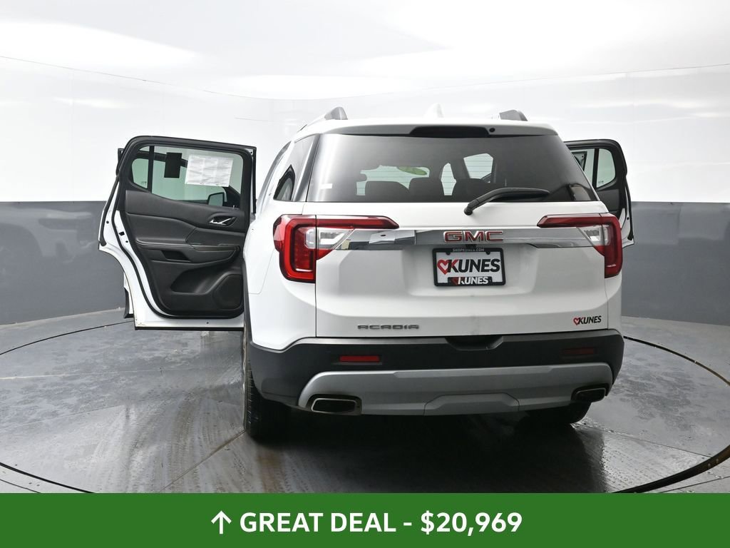 Used 2023 GMC Acadia SLT image 55