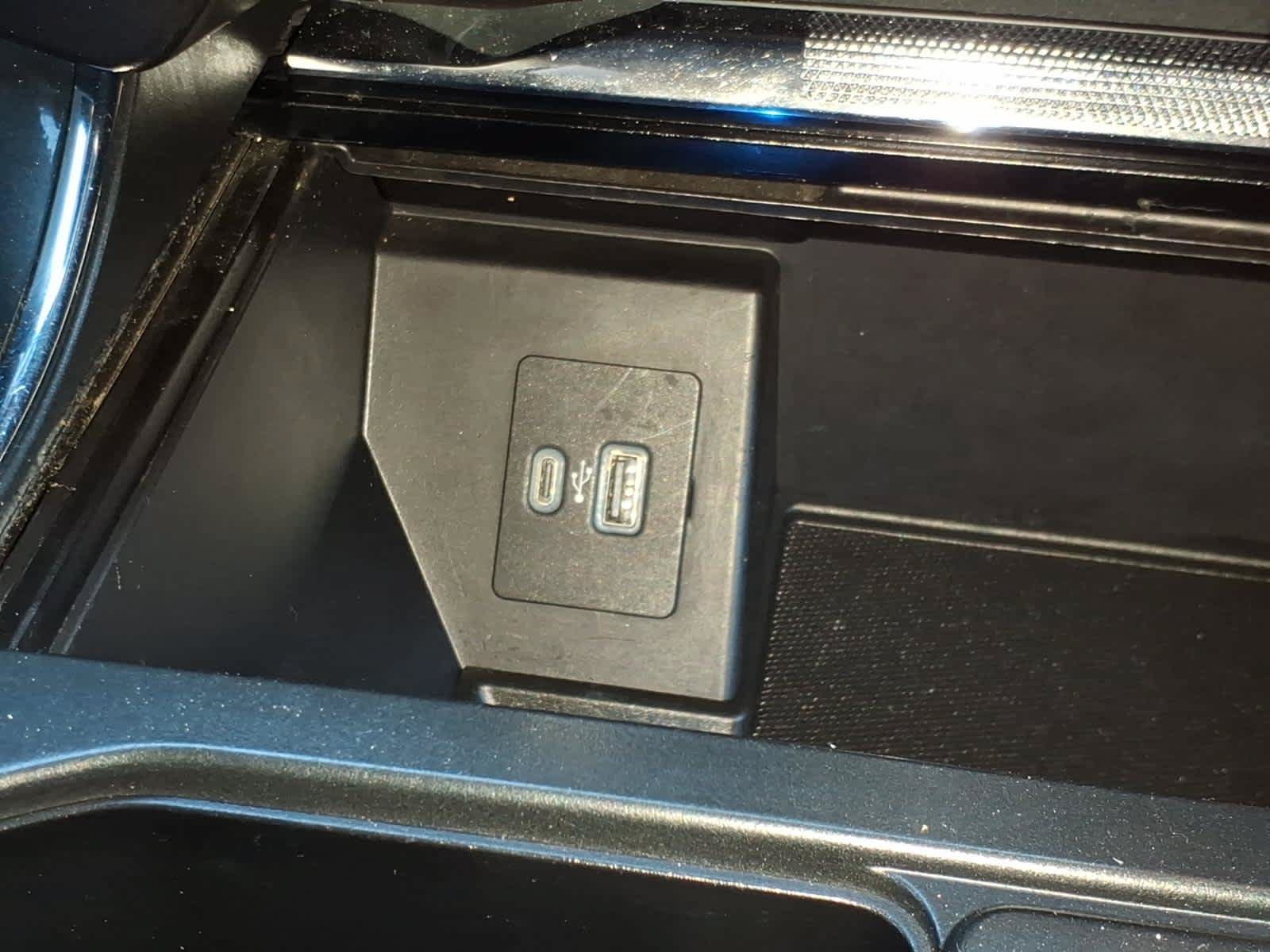Used 2021 Ford F150 Lariat w/ Equipment Group 502A High AWD/4WD image 15