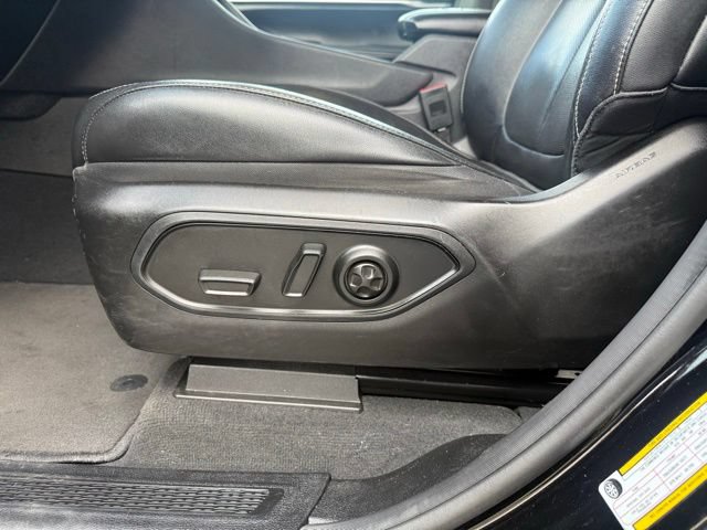 Used 2022 Jeep Grand Cherokee Limited 4xe w/ Luxury Tech Group II AWD/4WD image 36