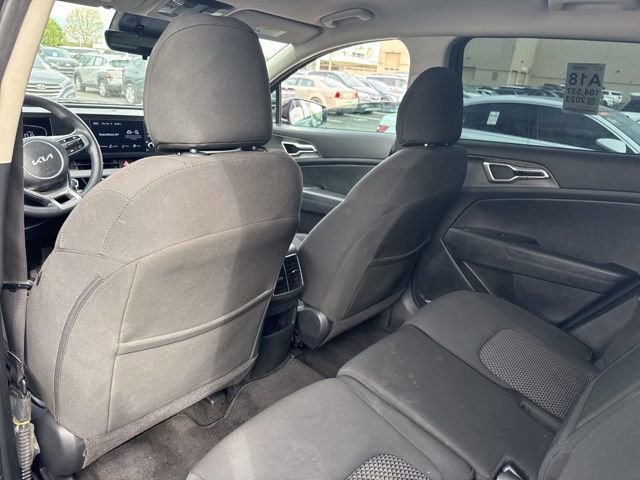 Used 2023 Kia Sportage LX image 10