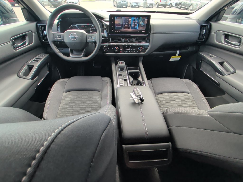 New 2026 Nissan Pathfinder SV FWD image 33