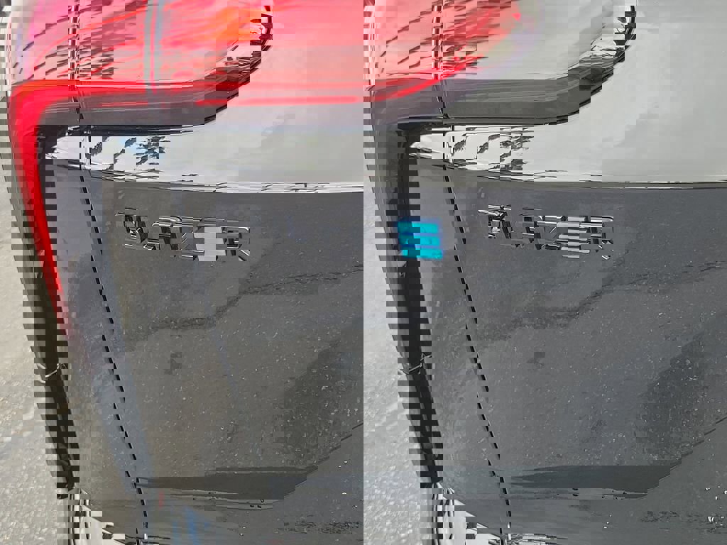 New 2026 Chevrolet Blazer EV RS image 18