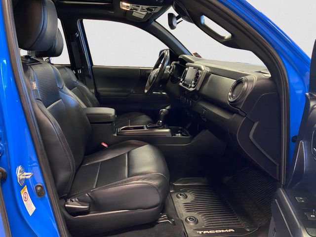 Used 2020 Toyota Tacoma TRD Off-Road w/ TRD Premium Off Road Package image 16