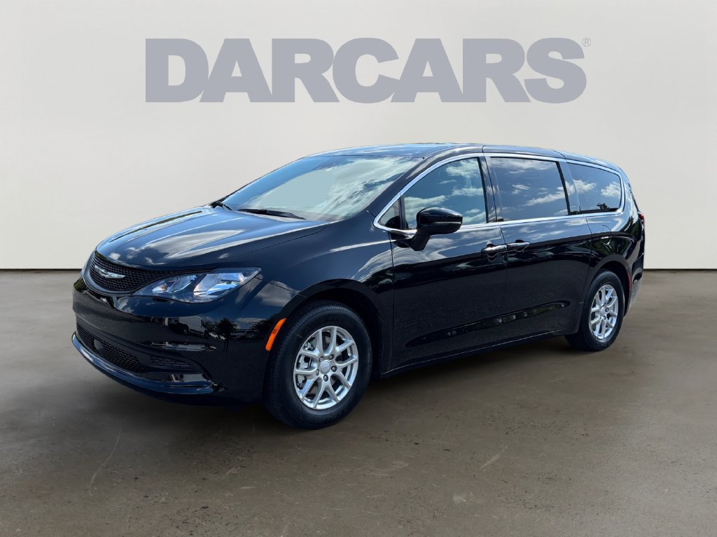 New 2027 Chrysler Pacifica LX FWD image 3