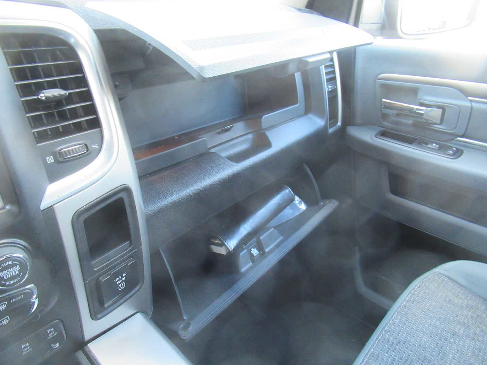 Used 2017 RAM 1500 Big Horn image 40