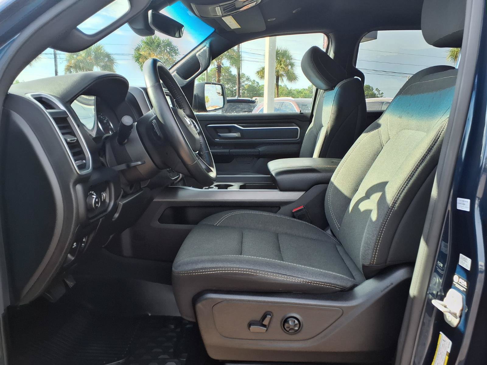 Used 2021 RAM 1500 Big Horn AWD/4WD image 25