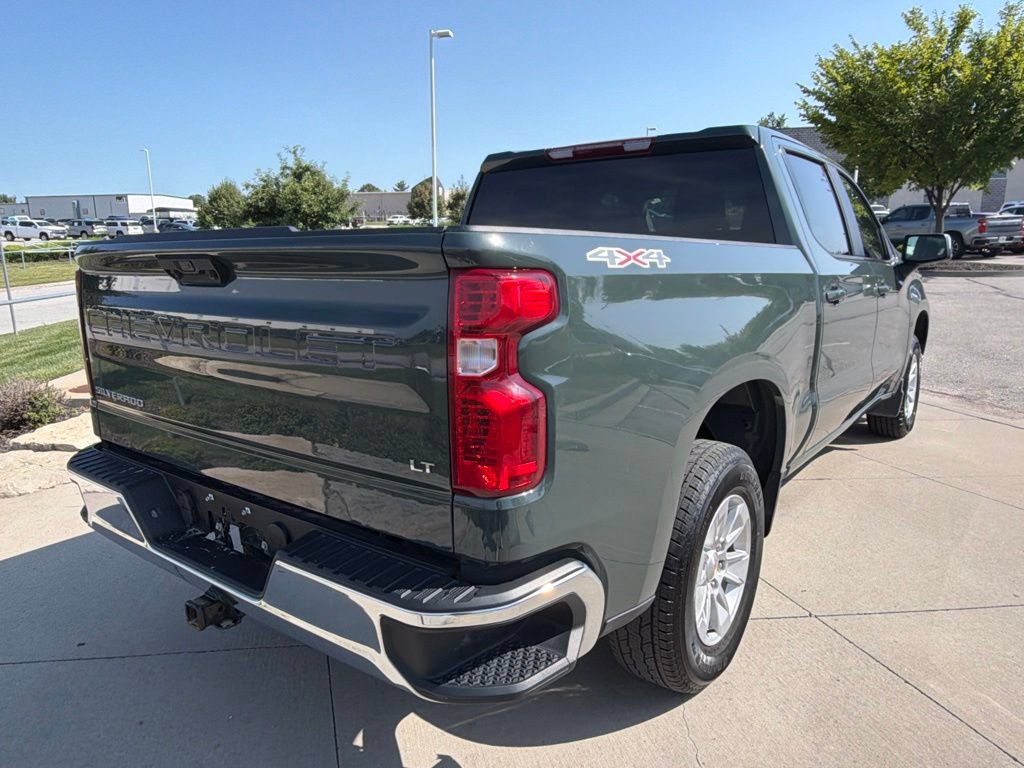 Used 2025 Chevrolet Silverado 1500 LT AWD/4WD image 21