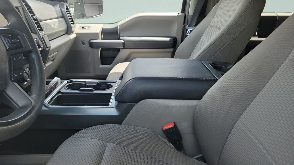 Used 2022 Ford F250 XLT AWD/4WD image 3