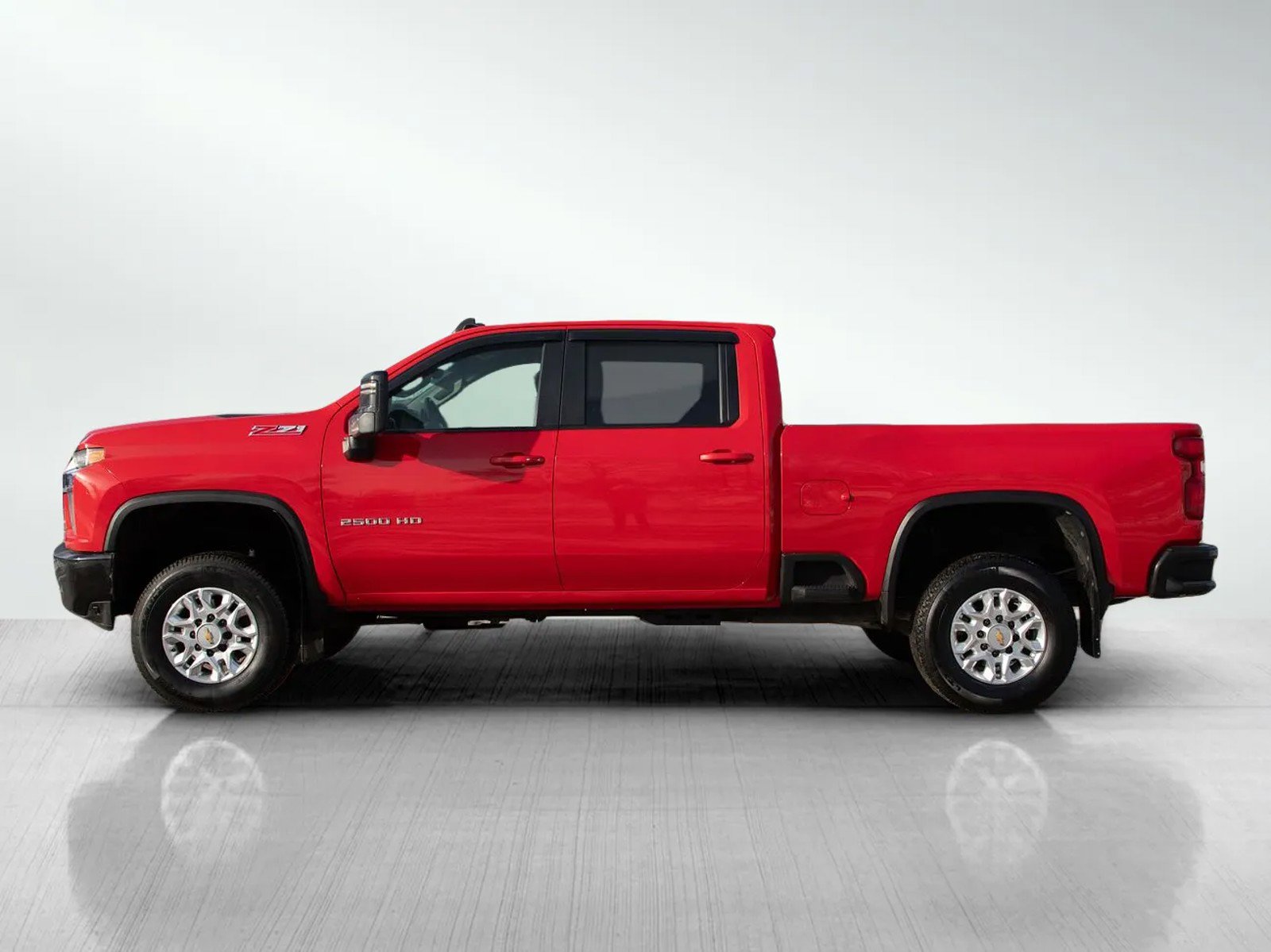 Used 2021 Chevrolet Silverado 2500 LT w/ Convenience Package image 2