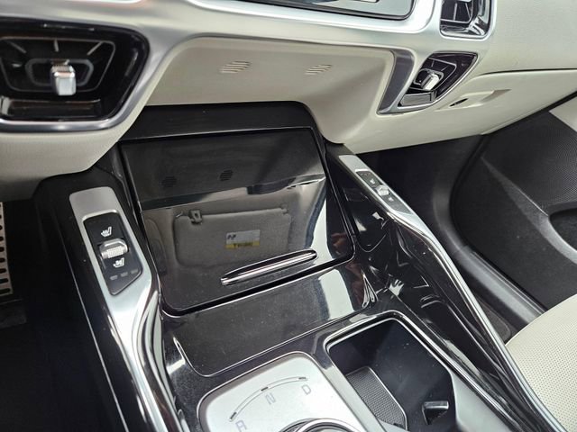 Used 2022 Kia Sorento SX Prestige image 40