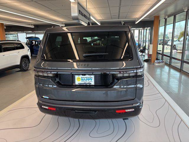 New 2026 Jeep Grand Wagoneer Limited w/ Premium Group II AWD/4WD image 4