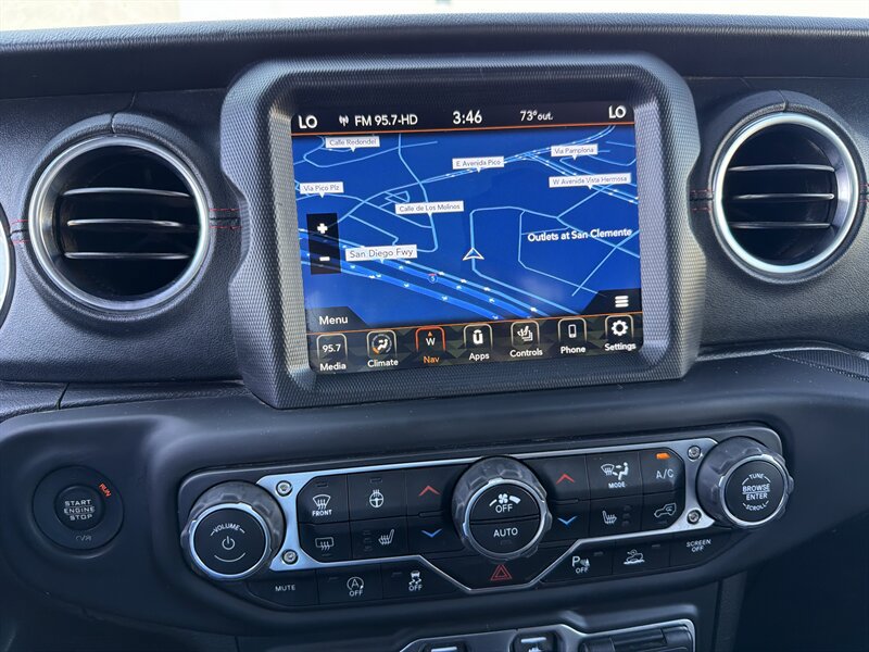 Used 2020 Jeep Gladiator Rubicon AWD/4WD image 21