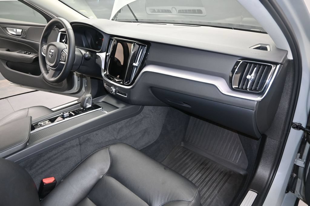 Used 2024 Volvo S60 B5 Core w/ Climate Package FWD image 29