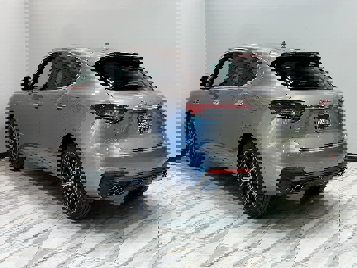 Used 2021 Maserati Levante S GranSport image 8